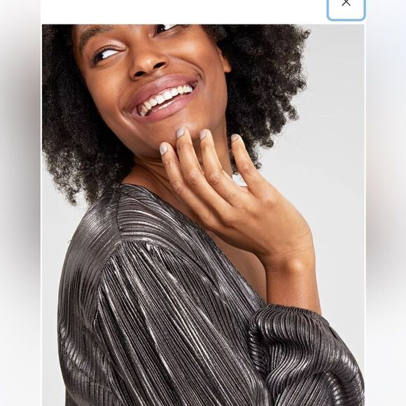 ON 34TH Women's Metallic Plissé Surplice-Neck Peplum M - Picture 5 of 8